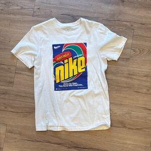 Nike White Graphic T-Shirt